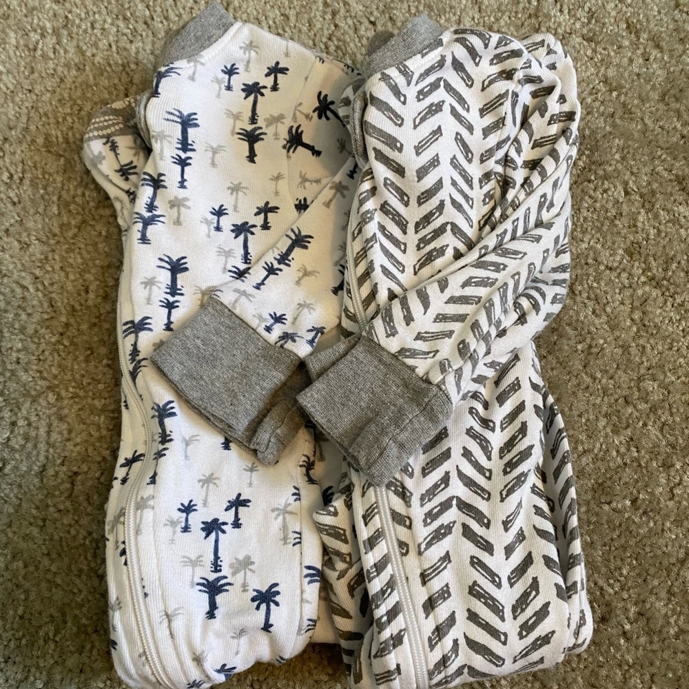 Set of Burt’s Bees Baby sleepers